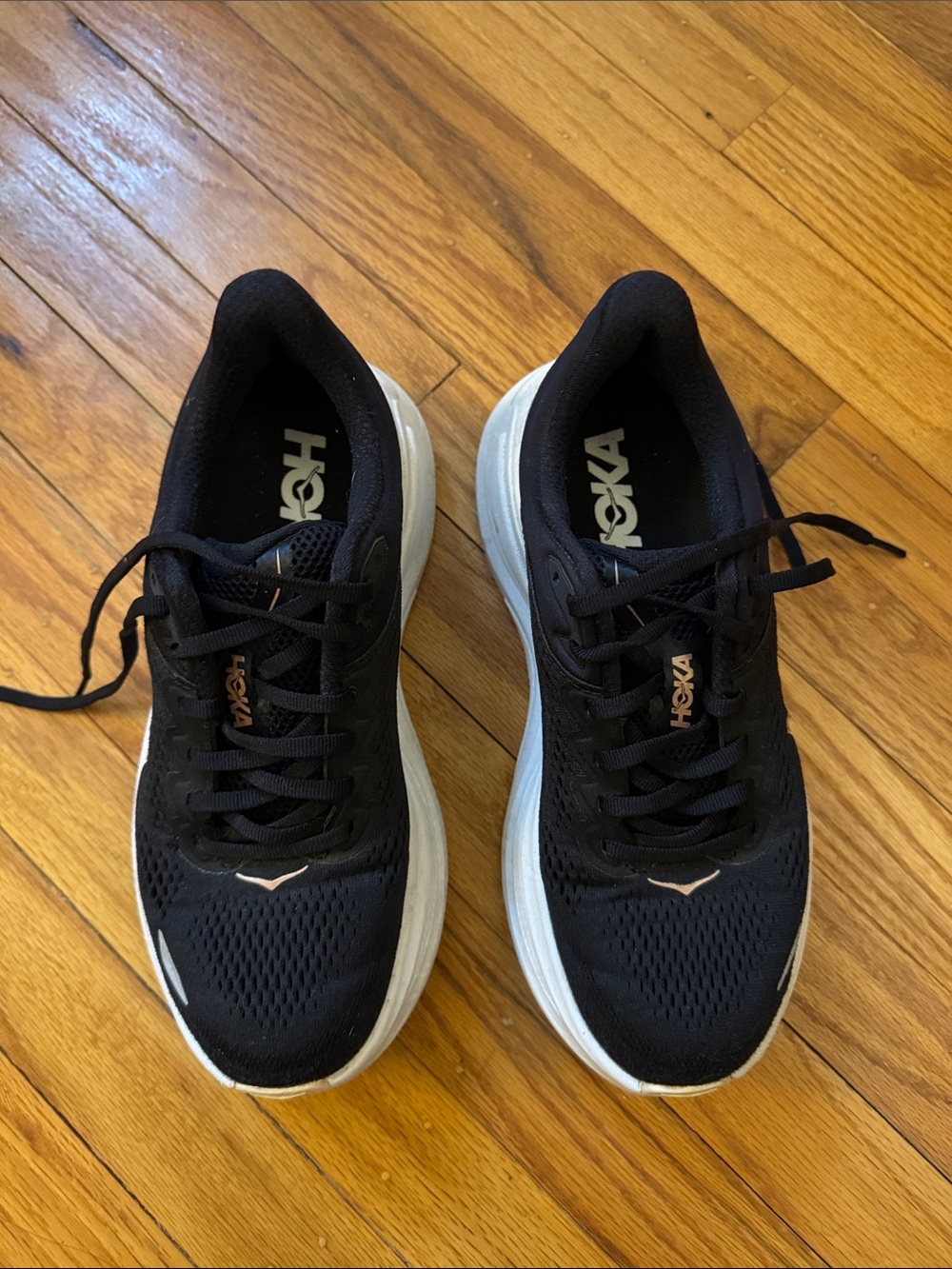 Hoka Women's Bondi 9 Sneakers - Picture 8 of 9